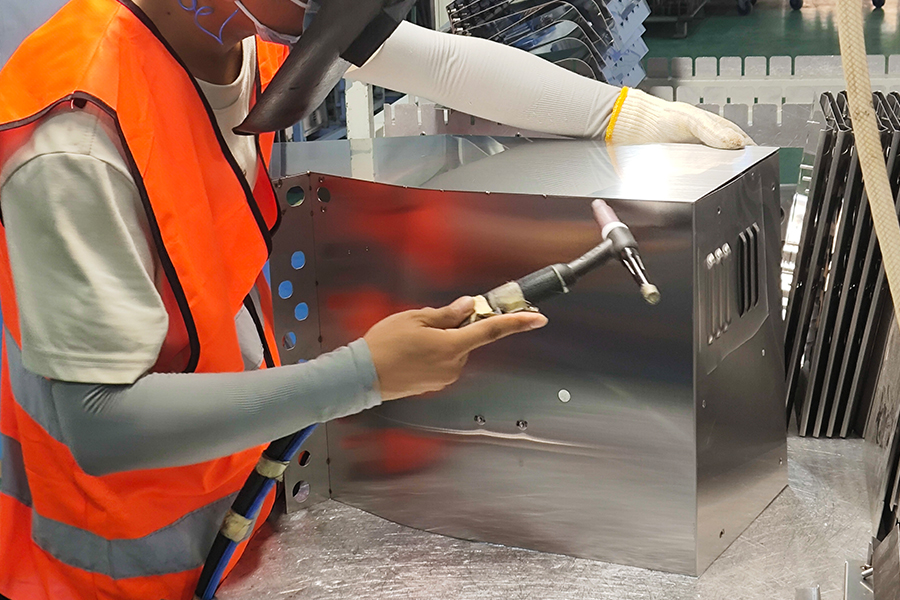Why Medical Device Machining Requires High Precision