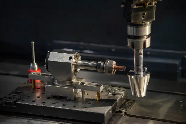 Medical Device Machining Services: From Prototyping to Full-Scale Production